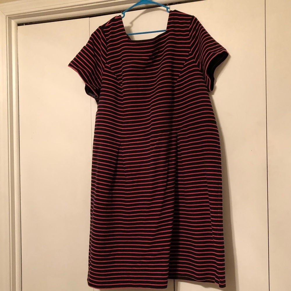 Black and pink stripped dress